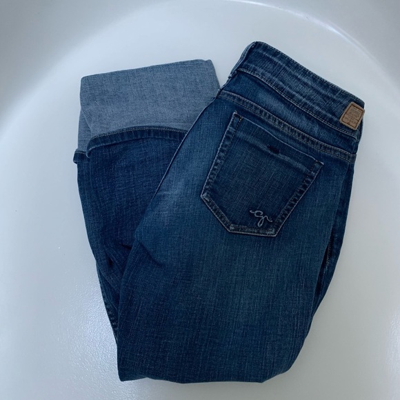 Guess Denim - ☑️2/$20 Guess Jeans Capris, Size 29